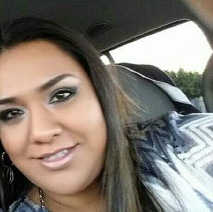 Meet your Posher, Elisabeth