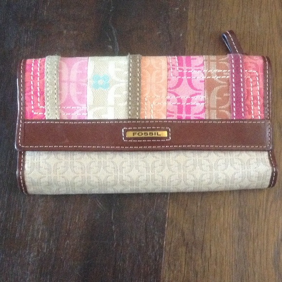 Fossil multicolor wallet