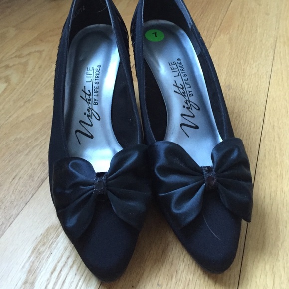 Sequins black shoes