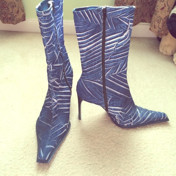 cute blue Italian heeled boots