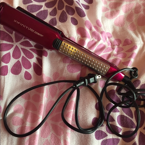 Infiniti Pro Conair Straightener