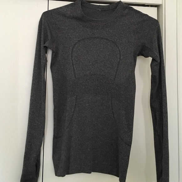 Lululemon long sleeve crew