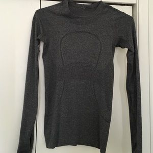 Lululemon long sleeve crew