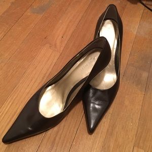 Brown leather Nine West Pumps
