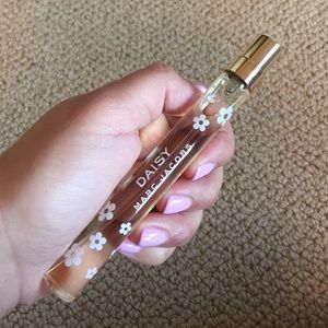 10 oz Daisy by Marc Jacobs perfume