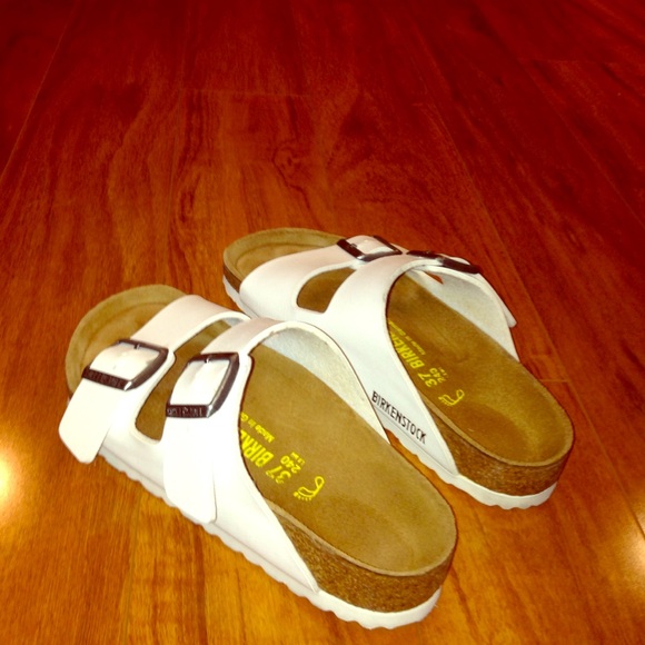 Birkenstocks size 7 🎉lowest price🎉