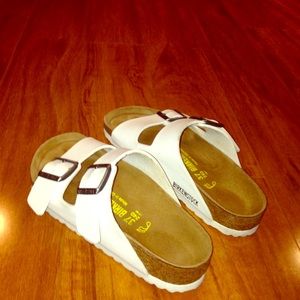 Birkenstocks size 7 🎉lowest price🎉