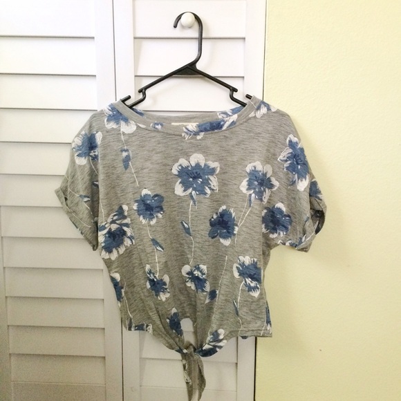 Gray Tied Crop top