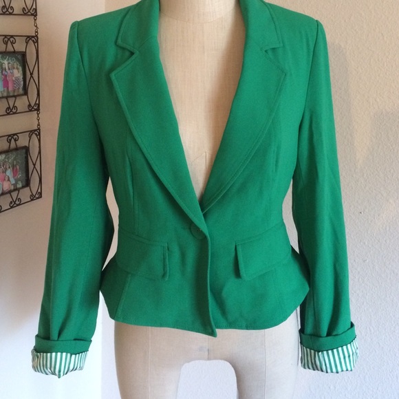 Emerald Green Blazer with Striped Lining 🐢