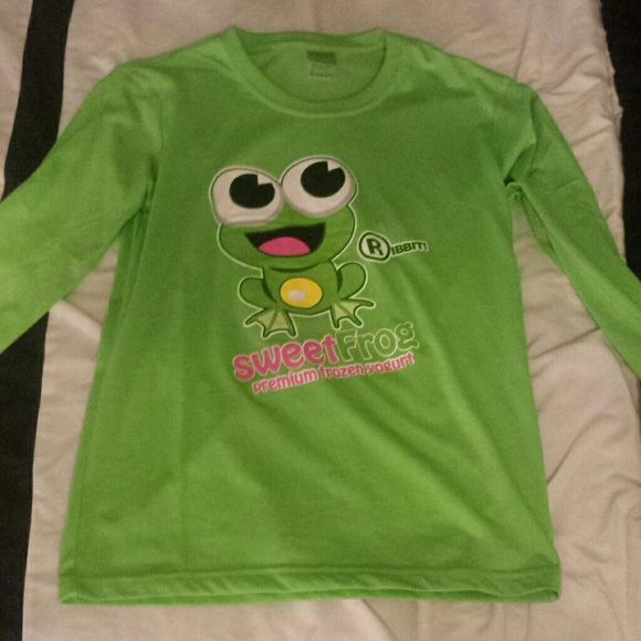 sweet frog frozen yogurt long sleeve - Picture 1 of 2