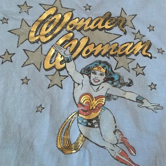 Retro Style, Wonder Woman π Cotton Tee - Picture 3 of 3