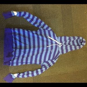 Nike tight fitted pullover