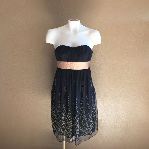 Black & Gold Beaded Sweetheart Dress - Picture 2 of 5