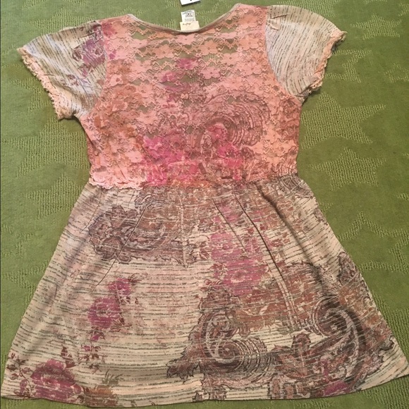 Cute lightweight multicolored top, never worn - Picture 2 of 4