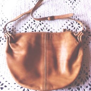 Vintage SALE! Leather Camel Large Crossbody