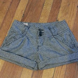Houndstooth shorts