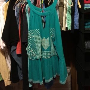 NWOT Gianni Bini tank