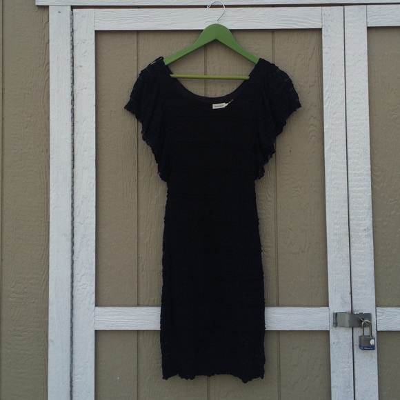 Lace stretch dress