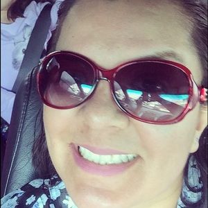 Meet your Posher, Ana