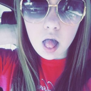 Meet your Posher, Krista