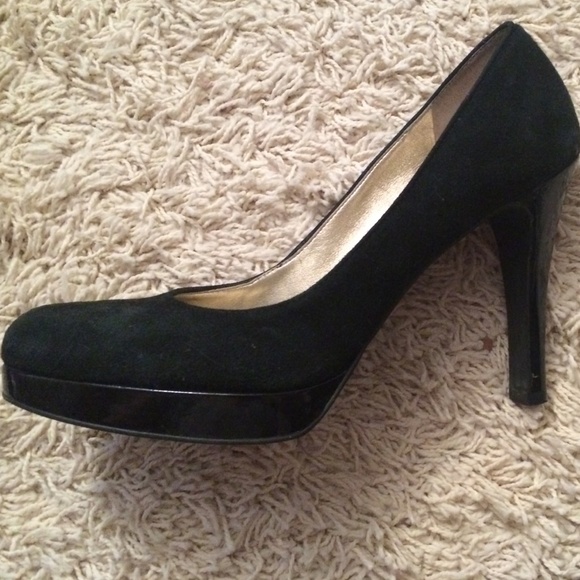 Jessica Simpson Black Suede Heels