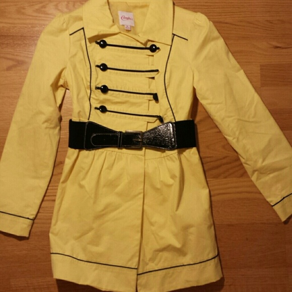 Candie's yellow jacket