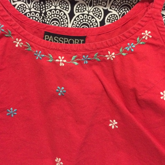 Red, Floral Crop Top - Picture 2 of 2