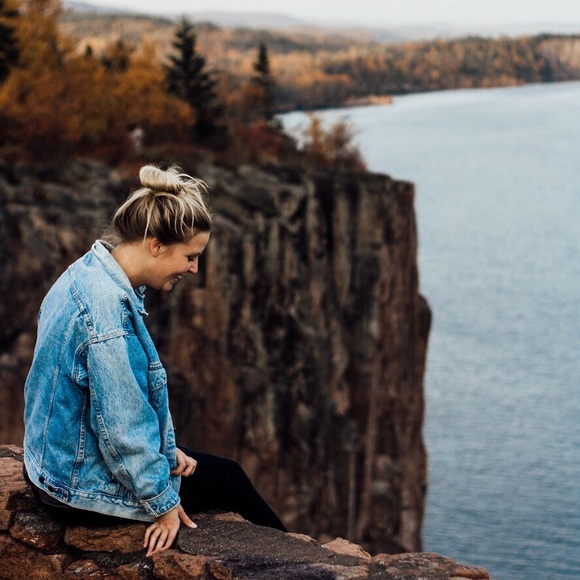 Meet your Posher, Lauren - Picture 1 of 1