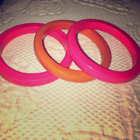 Orange and pink bangles