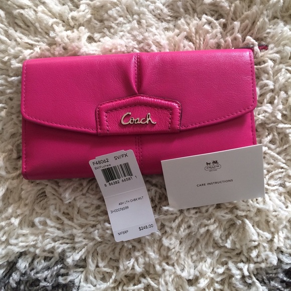 Hot Pink Coach Wallet