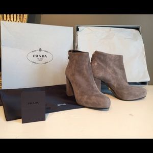 Authentic Prada grey suede ankle booties!