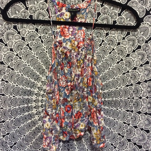 Cropped Tank Top with Floral Pattern