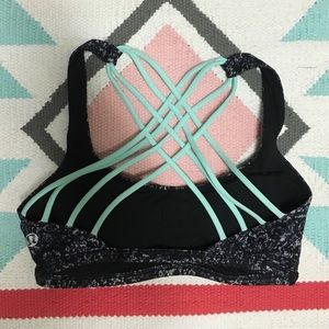 Lululemon free to be wild sports bra
