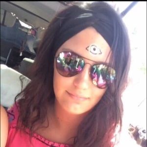 Meet your Posher, Laudan