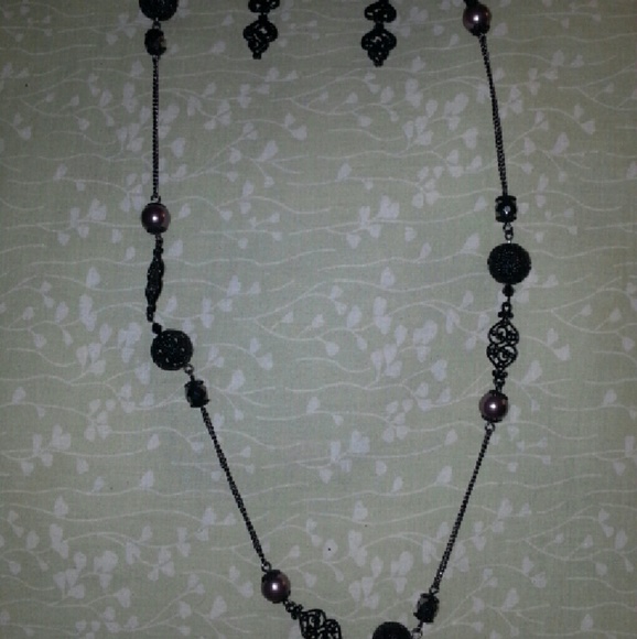 Necklace and matching earrings