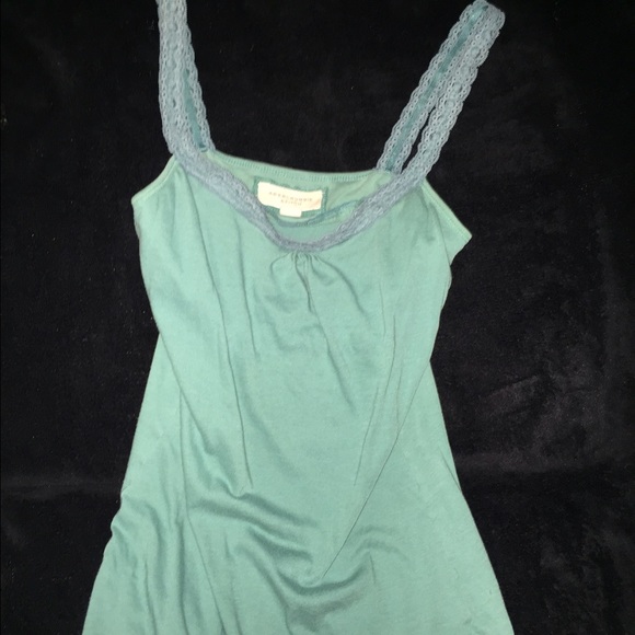 Abercrombie n Fitch top XS
