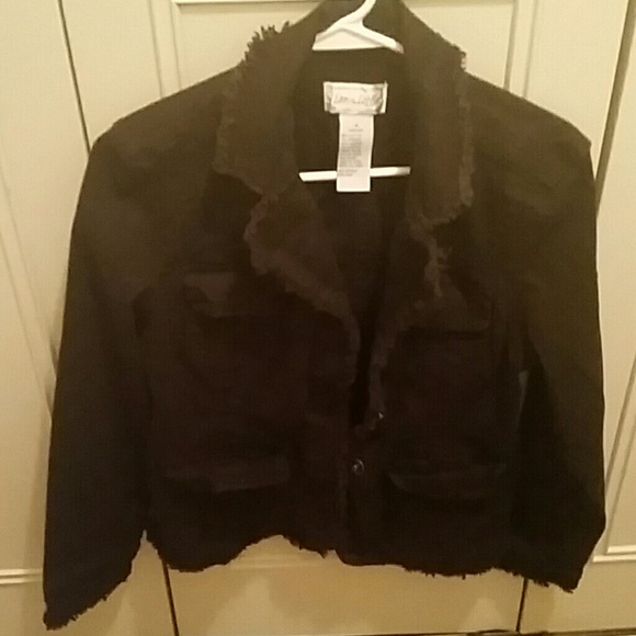 ?Very Cute Black Jacket?