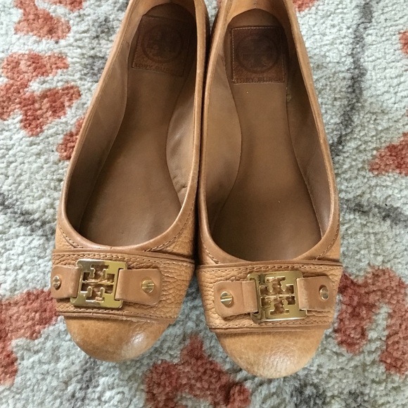 Tory Burch tan flats size 7