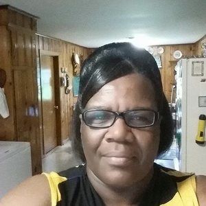 Meet your Posher, Annette