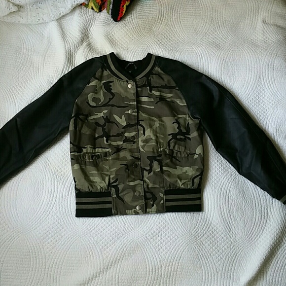 Forever 21 camo jacket