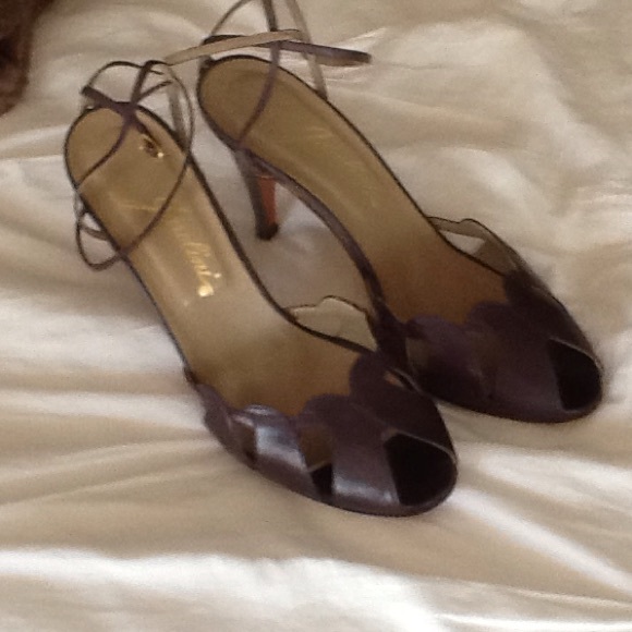 Garolini purple vintage pump
