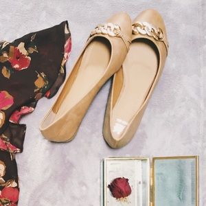 Easos Geal Tan / Gold Ballet Flats