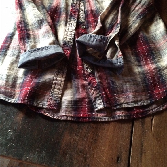 Button Down Plaid and Denim Casual Shirt - Picture 4 of 4