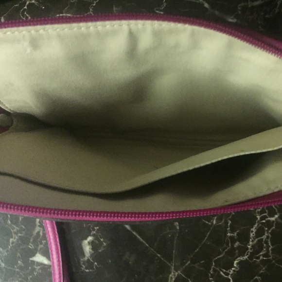 Coach - Picture 3 of 5