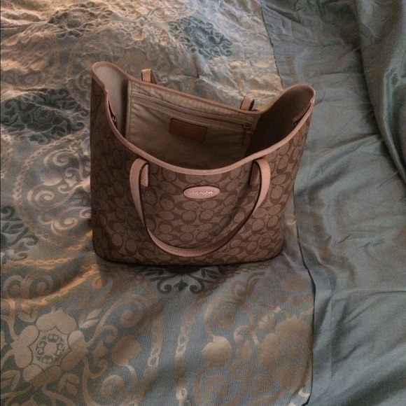 Coach Purse - Picture 2 of 4