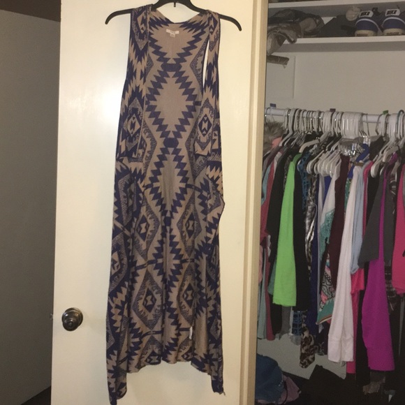 Long Aztec pattern vest - Picture 3 of 3