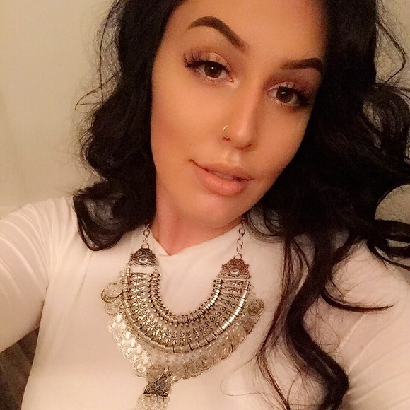 Beautiful boho necklace! Brand new - Picture 2 of 2