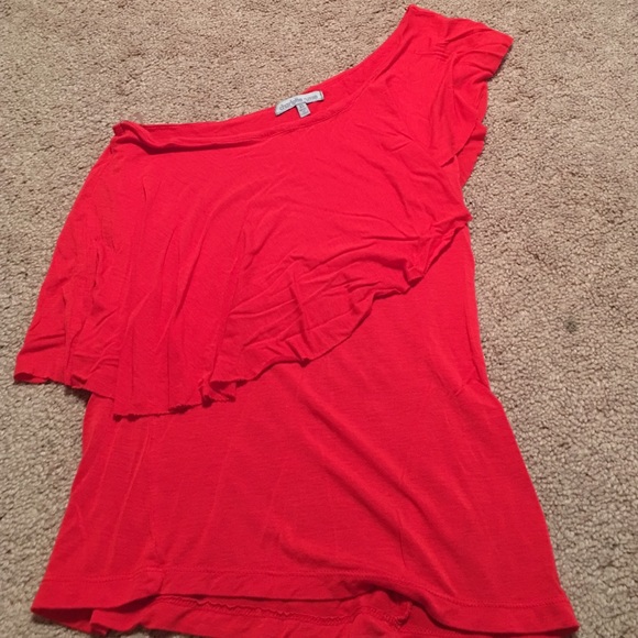 One sleeve tank