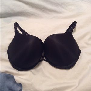 Victoria Secret Bombshell Add 2 Cups Push Up Black