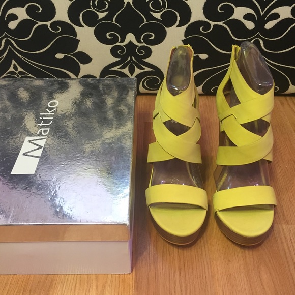 Anthropologie Matiko Strappy Leather Wedge Sandal. - Picture 2 of 4